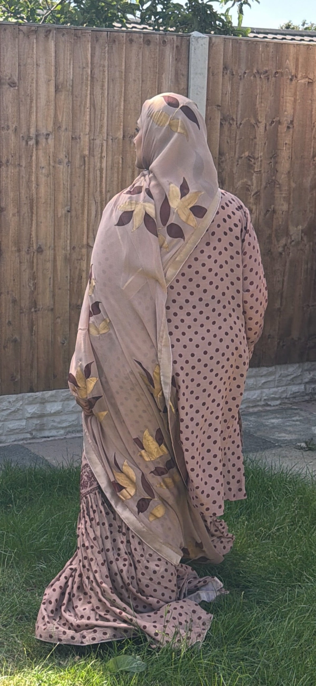 Dilkash (دلکش)– Polka-Dot Farshi Trail Gharara
