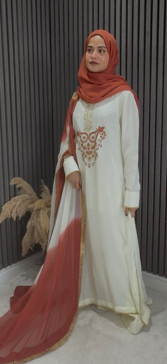 Zoya – Long-Silhouette Kameez Set