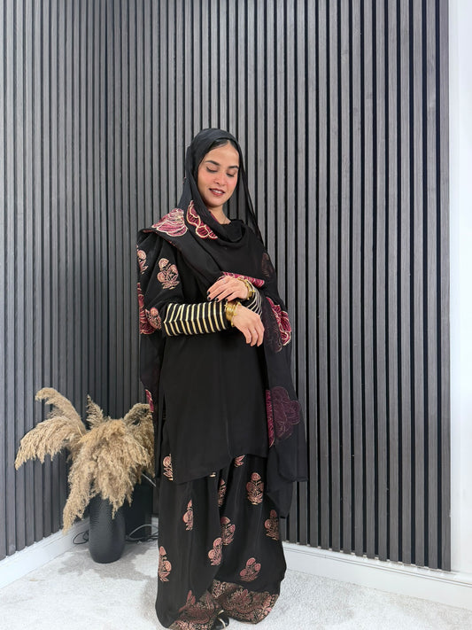 Gulbahar (گل بہار ) – Farshi Salwar Set